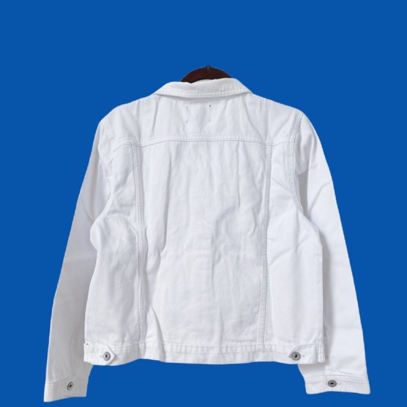 NWT  White Denim Jacket 100% Cotton with 2 Buttoned Chest Pockets Size 10 or 12 - Picture 2 of 2